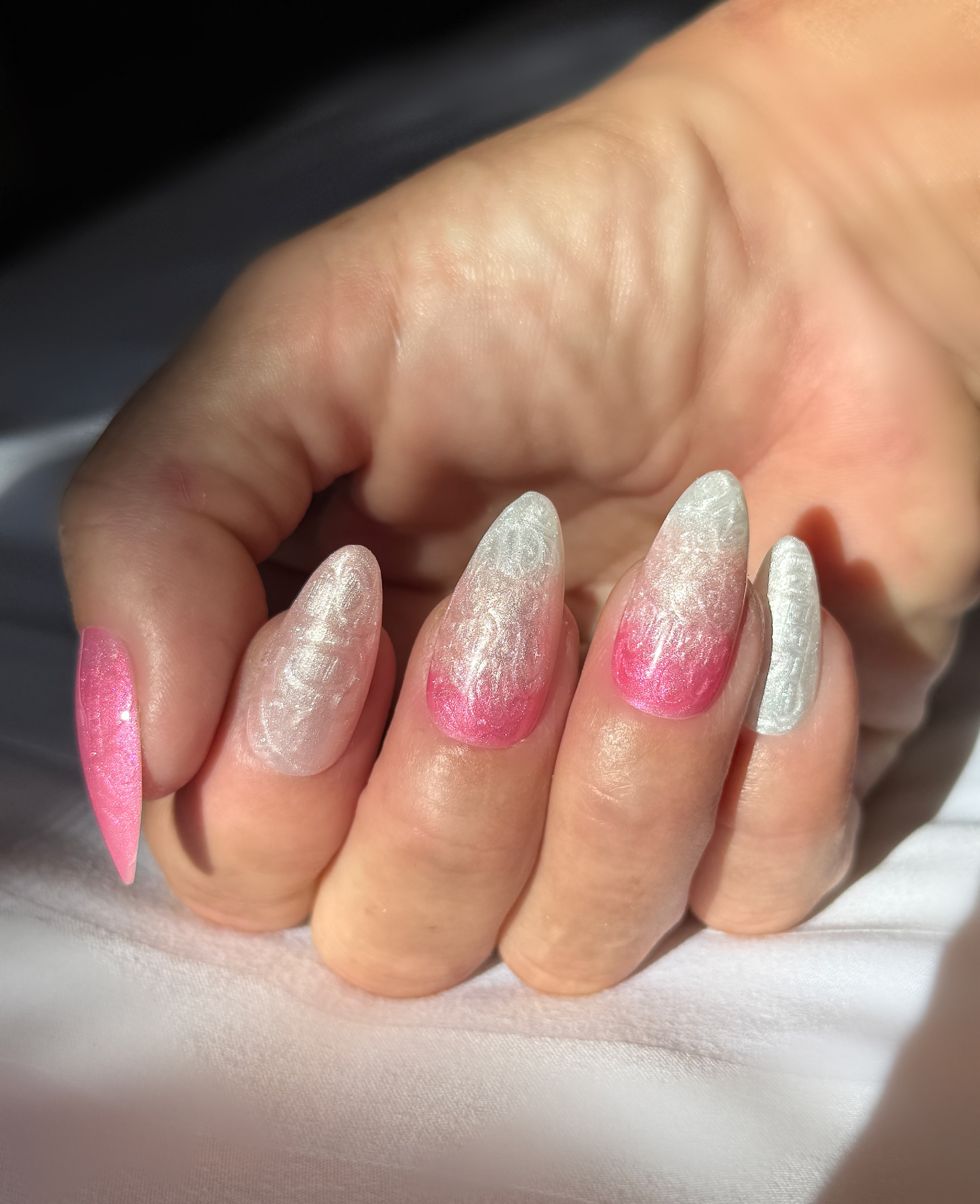 Gel Polish Marble Pink