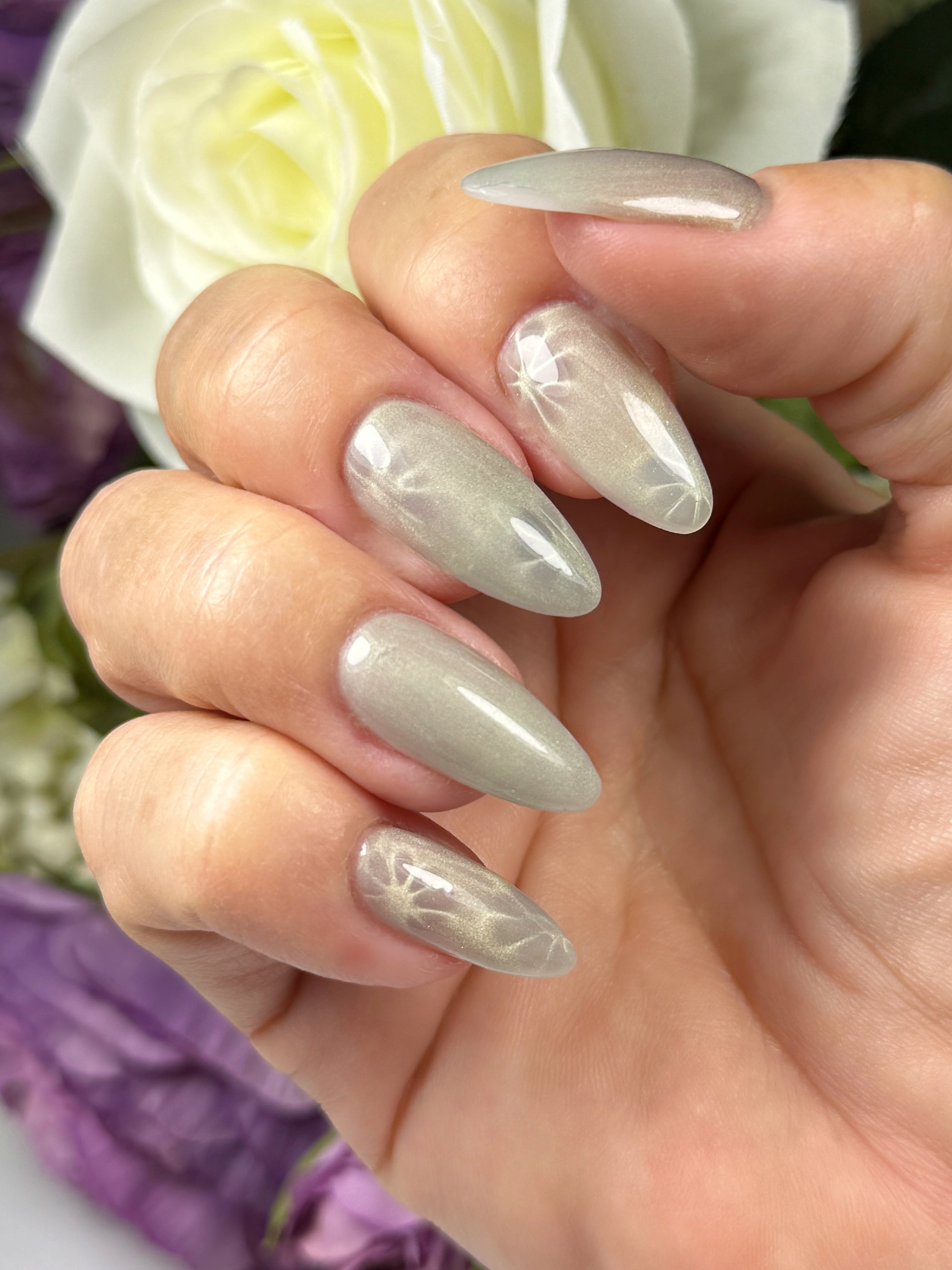 Gel Polish moon Light Green