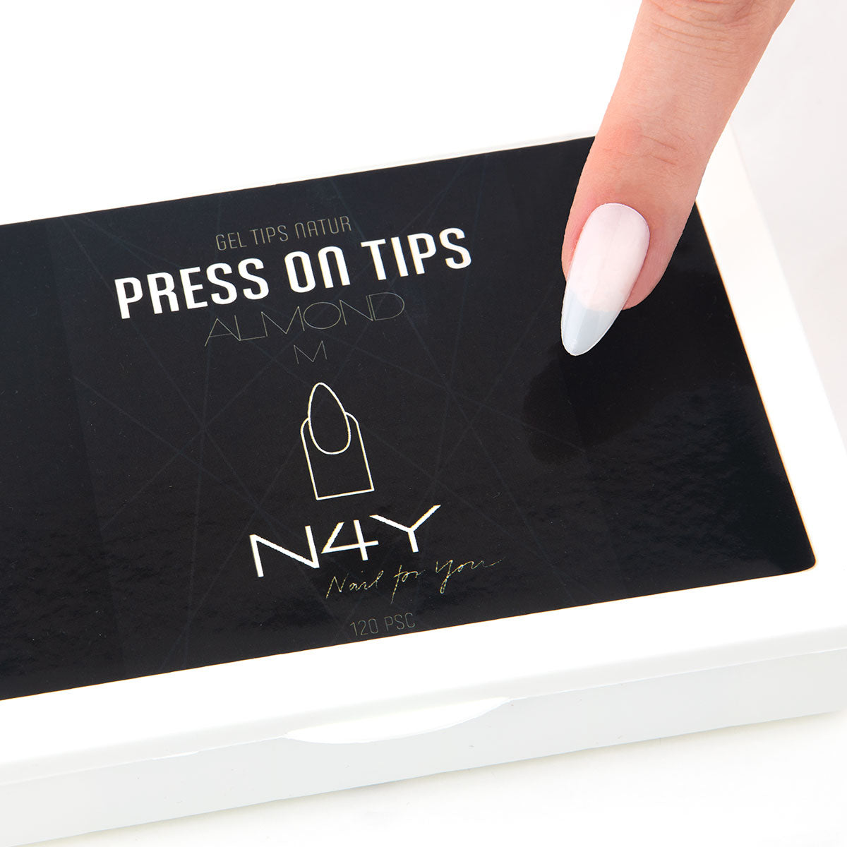 N4Y Press on Almond Nature - 120 pcs.